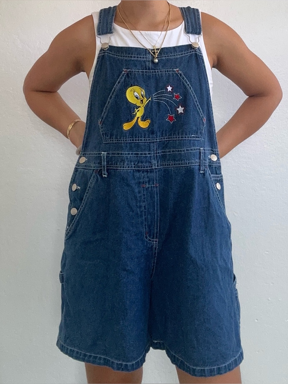 VINTAGE LOONEY TUNES TWEETY DENIM SHORTALL - Picture 1 of 7
